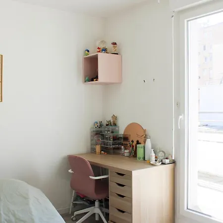 Apartment With Balcony At The Gates Of Paris